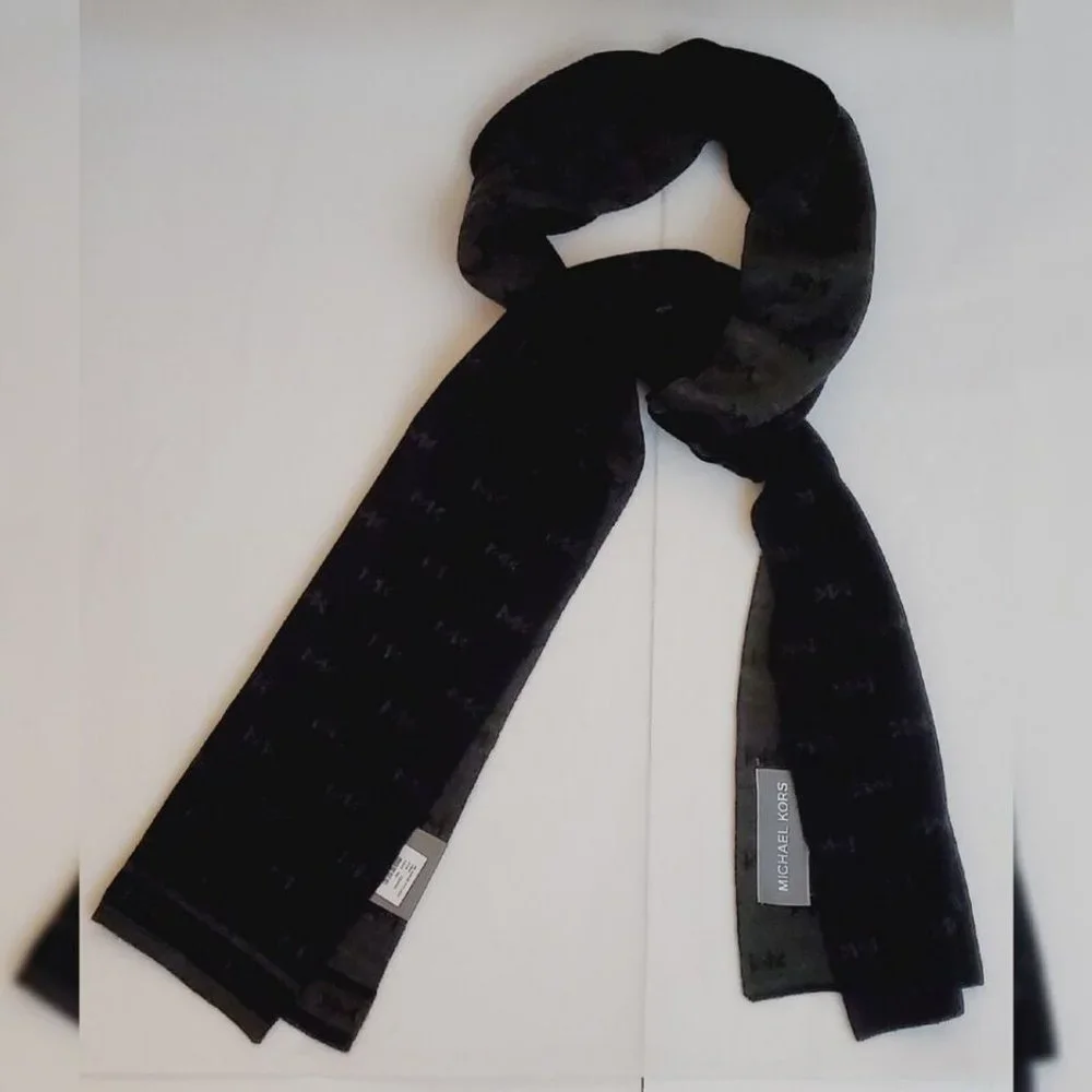 MICHAEL KORS REVERSIBLE SCARF MEN'S ALL-OVER PRINT MK LOGO BLACK/GREY